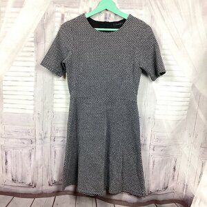 Forest Lily Gray Short Sleeve Dress M